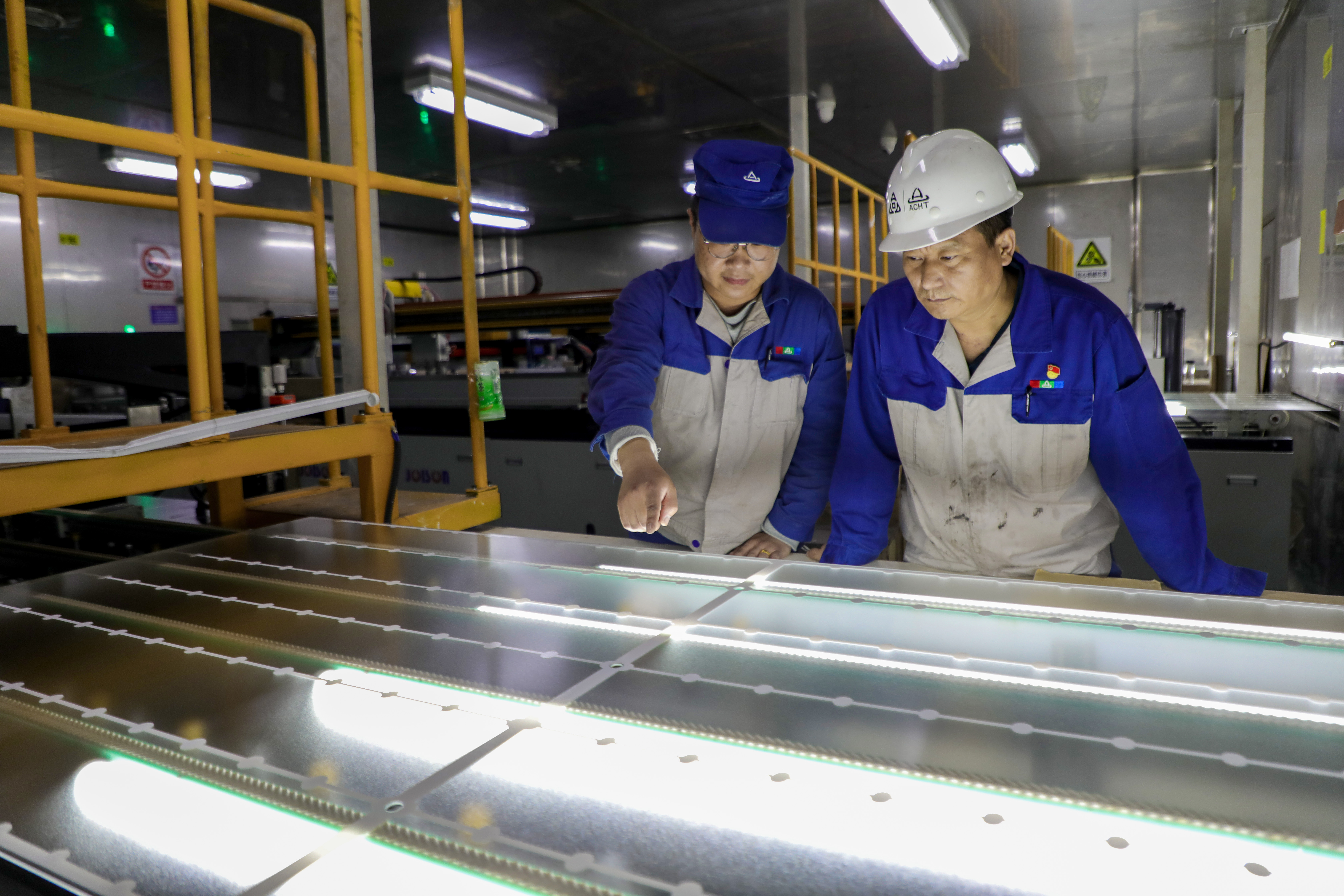 安陽市五一勞動獎章獲得者趙俊濤：采擷太陽之光，追求綠色事業