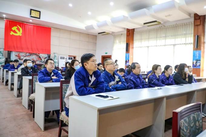 凝心聚力，同心篤行——安彩高科舉辦企業文化專題培訓